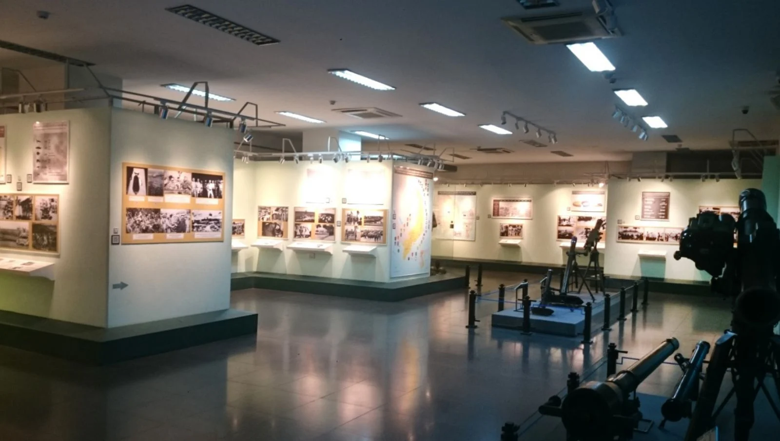 Khách sạn gần Bảo tàng Chứng tích Chiến tranh - Hành trình khám phá lịch sử